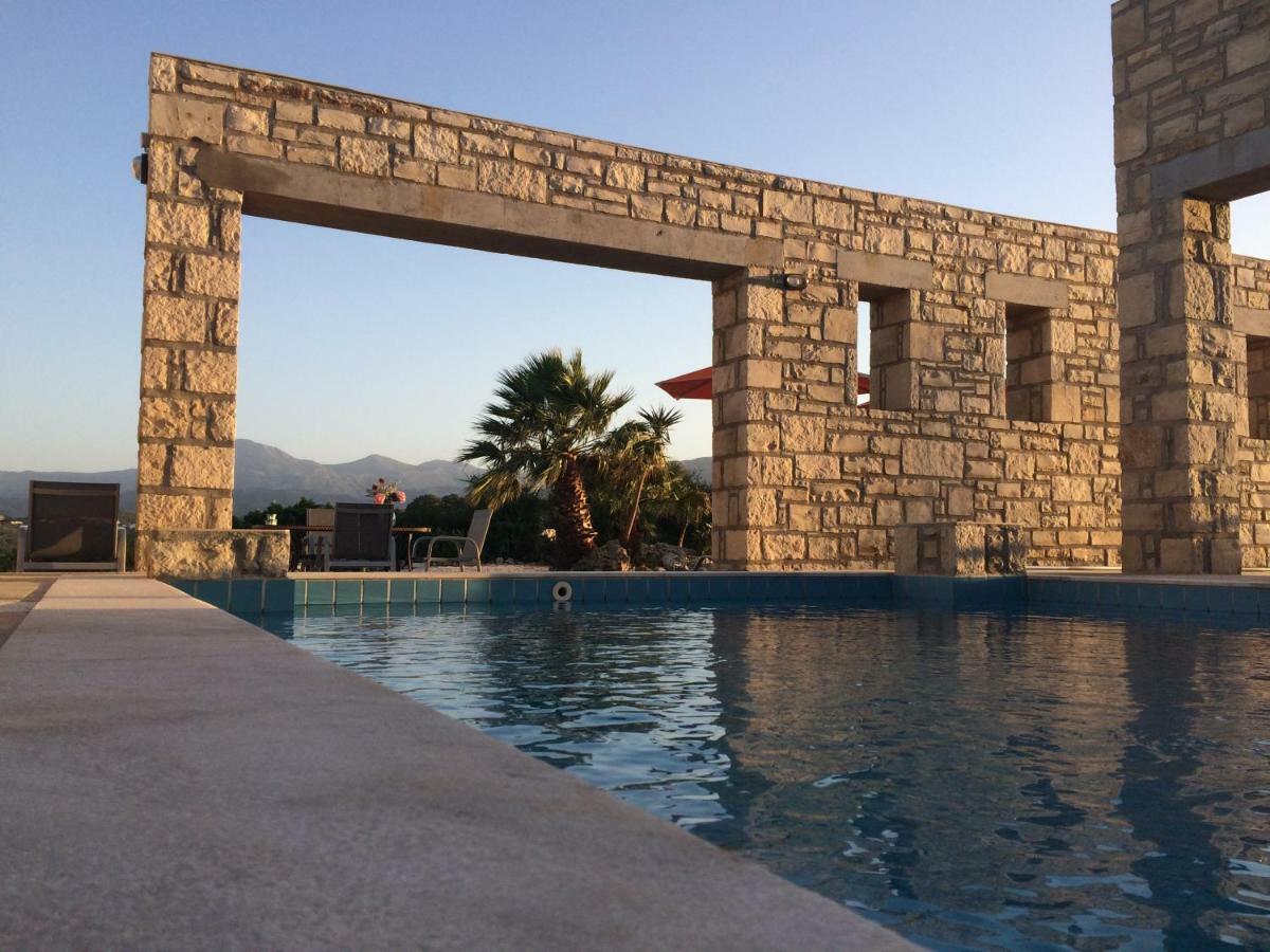 Karotí Villa Ypsilon מראה חיצוני תמונה
