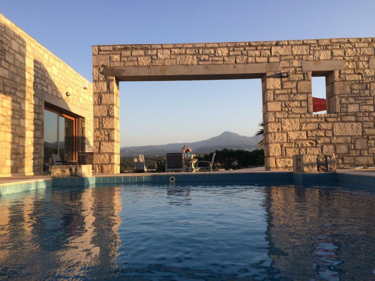 Karotí Villa Ypsilon מראה חיצוני תמונה
